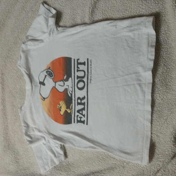 GAP Other - 2/$15 Snoopy & Woodstock Peanuts GAP Boys T-shirt Size Small